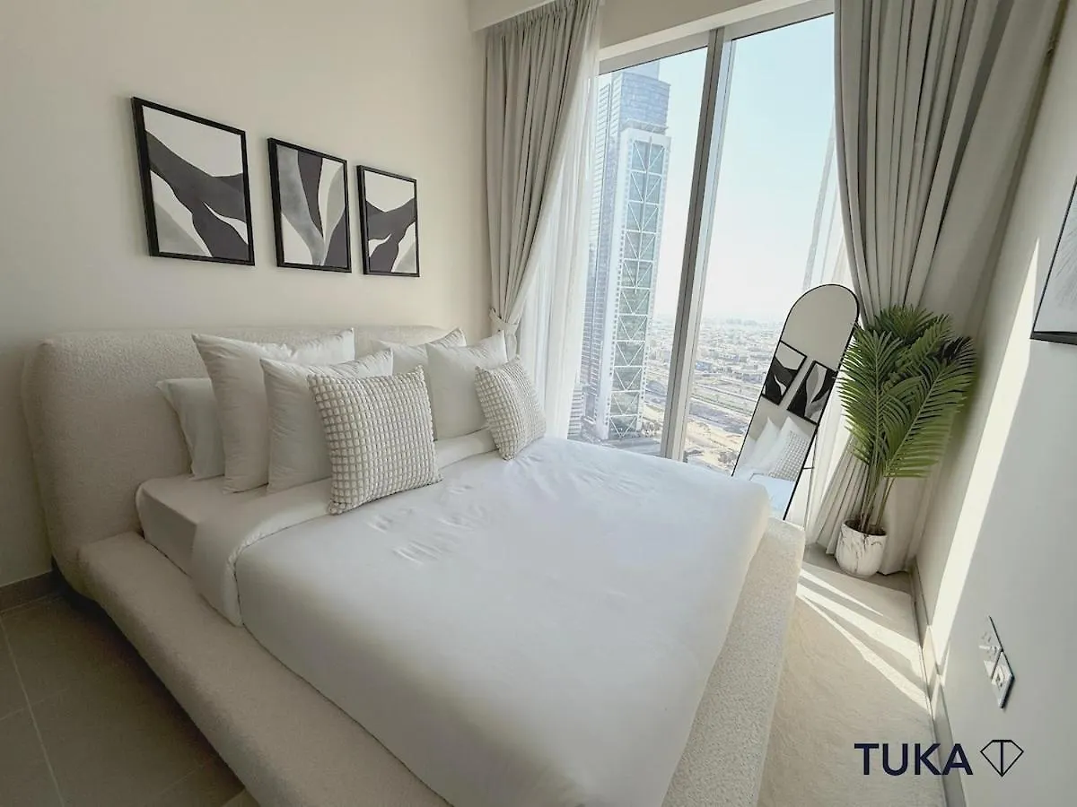 2Br Forte Tower 1 Downtown 3Mn Burj Khalifa 두바이 아파트